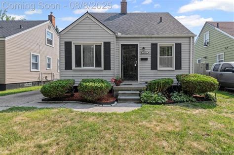 19944 Kenosha St Harper Woods Mi 48225 Redfin 19944 Kenosha St Harper Woods Mi 48225 Redfin