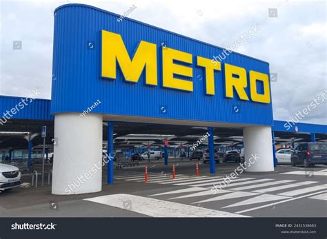 24 Thousand Cash Carry Royalty Free Images Stock Photos Pictures Shutterstock 24 Thousand Cash Carry Royalty Free Images Stock Photos Pictures Shutterstock