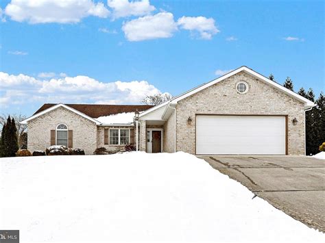 6310 Oak Leaf Ln Fayetteville Pa 17222 Zillow