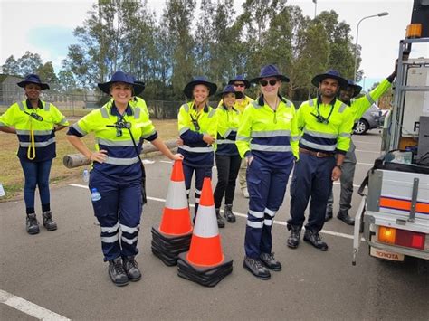 9 Best Design Trends Traffic Control Uniform Styles 2023 9 Best Design Trends Traffic Control Uniform Styles 2023