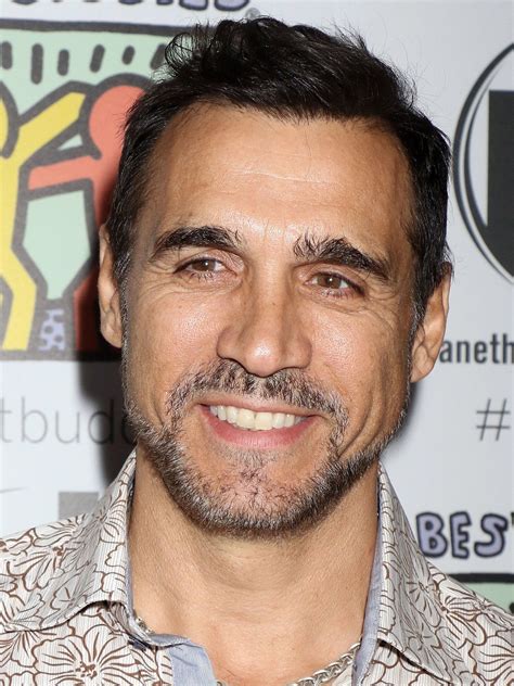 Adrian Paul