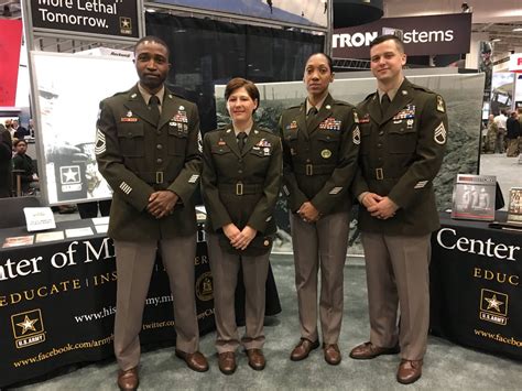 Awards Profile United States Army Green Service Uniform Fechheimer Naumd Network Association Of Uniform Manufacturers Distributors A Global Network Awards Profile United States Army Green Service Uniform Fechheimer Naumd Network Association Of Uniform Manufacturers Distributors A Global Network