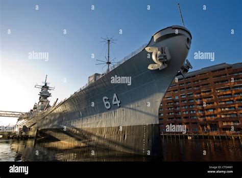 Battleship Uss Wisconsin Nauticus Hampton Roads Naval Museum Norfolk Virginia Usa Stock Photo Alamy