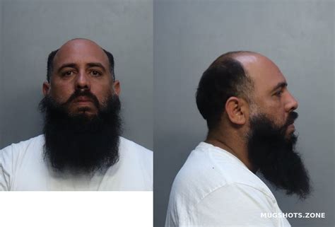 Carry Andrew Michael 12 02 2022 Miami Dade County Mugshots Zone