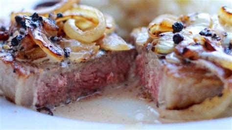 Cast Iron Steak With Bourbon Pepper Cream Sauce Lauren Amp 39 S Latest Cast Iron Steak With Bourbon Pepper Cream Sauce Lauren Amp 39 S Latest