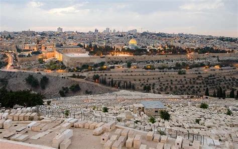 Discovery Of Pilgrimage Road Reveals Archaeologists Race Against Time In Jerusalem Detroit Catholic Discovery Of Pilgrimage Road Reveals Archaeologists Race Against Time In Jerusalem Detroit Catholic
