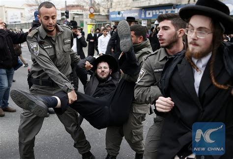 Feature Tradition Breaks As Ultra Orthodox Jews Enter Israeli Army Xinhua English News Cn Feature Tradition Breaks As Ultra Orthodox Jews Enter Israeli Army Xinhua English News Cn