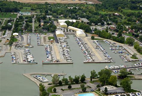 Foxhaven Marina In Port Clinton Oh United States Marina Reviews Foxhaven Marina In Port Clinton Oh United States Marina Reviews