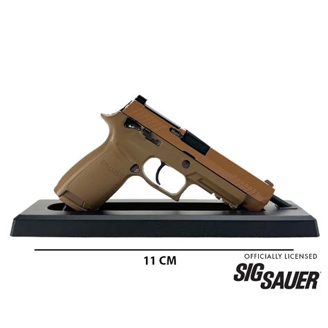 Miniature Sig Sauer M17 Model Tan Goatguns Goatgun Models Miniature Sig Sauer M17 Model Tan Goatguns Goatgun Models