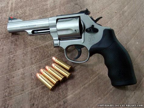 Model 69 Combat Magnum Smith Wesson Model 69 Combat Magnum Smith Wesson