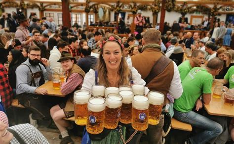 Oktoberfest In Munich Celebrations And Bavarian Culture At The World S Largest Folk Festival Go Guides Oktoberfest In Munich Celebrations And Bavarian Culture At The World S Largest Folk Festival Go Guides