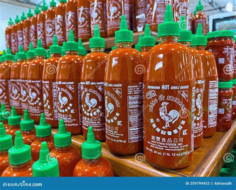 Plastic Bottles Of Huy Fong Food Sriracha Hot Chili Sauce Editorial Plastic Bottles Of Huy Fong Food Sriracha Hot Chili Sauce Editorial