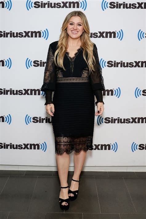 Queen Kelly Clarkson Kelly Clarkson Kelly Flattering Fashion Queen Kelly Clarkson Kelly Clarkson Kelly Flattering Fashion