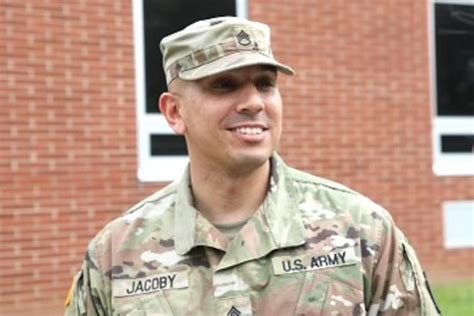 Recruiter Finds Success On Social Media Amp Gt Pennsylvania National Guard