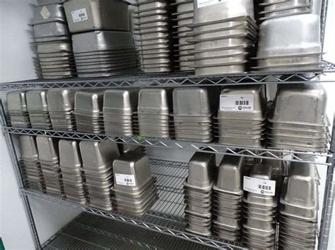 Shelf Of 1 3Rd Pan Stainless Steel Inserts Roller Auctions Shelf Of 1 3Rd Pan Stainless Steel Inserts Roller Auctions