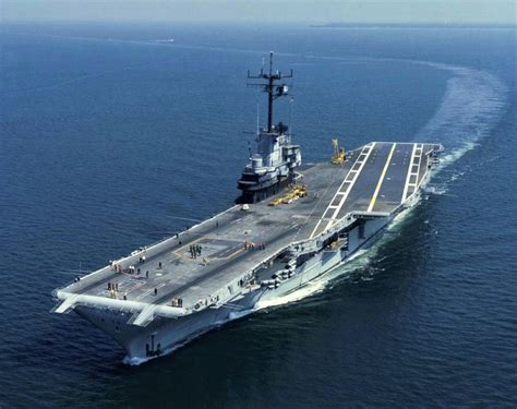 Uss Lexington Avt 16