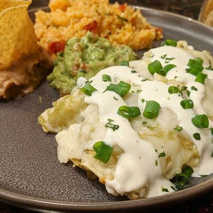 Vegan Enchiladas Suizas With El Pato Green Sauce Deliciously Vegan