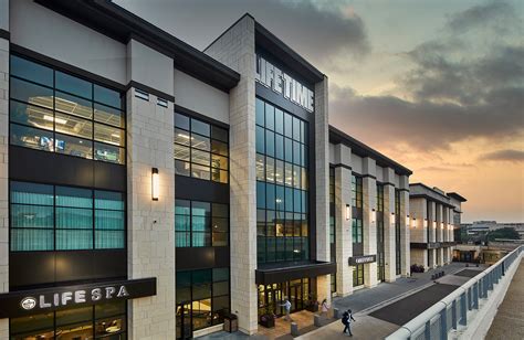 Where To Shop Eat And Stay At Southdale Center Explore Edina