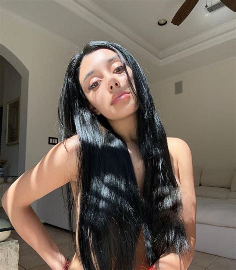 Unveiling Yamillca's Sensual Nudes