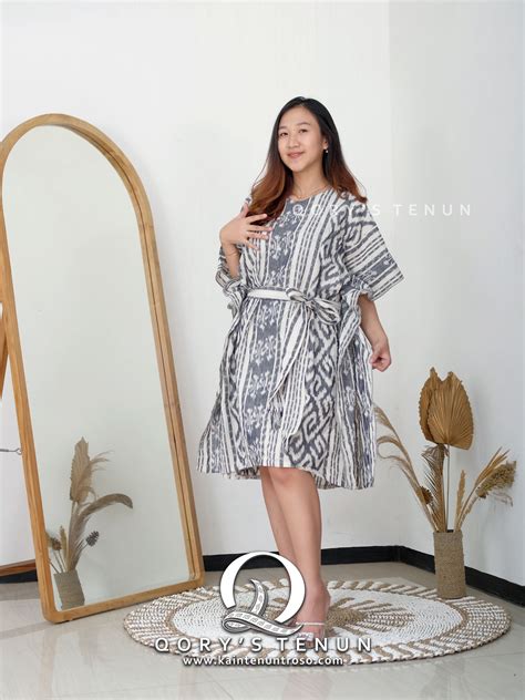 Your Friendly Fashion Blog Assistant Your Friendly Fashion Blog Assistant