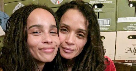 Zo Kravitz And Mom Lisa Bonet Are Twins In Throwback Photo Zo Kravitz And Mom Lisa Bonet Are Twins In Throwback Photo